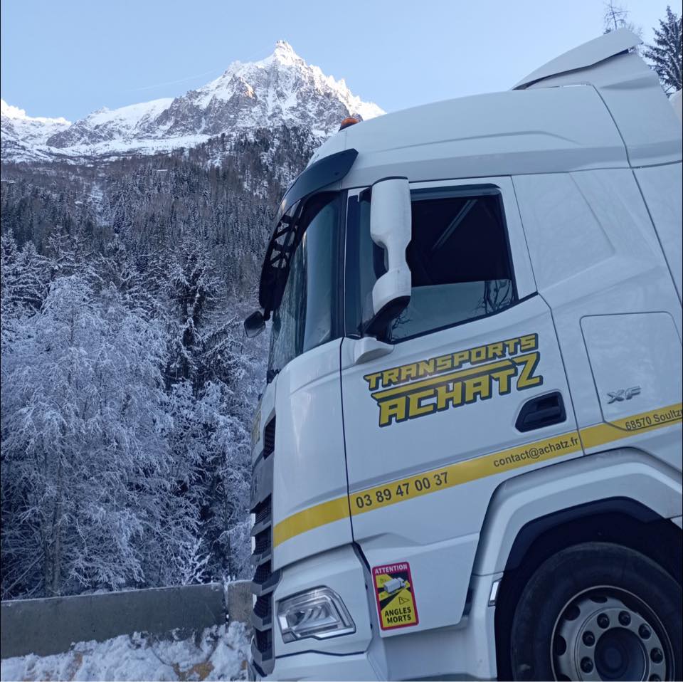 Tracteur DAF dans les Alpes